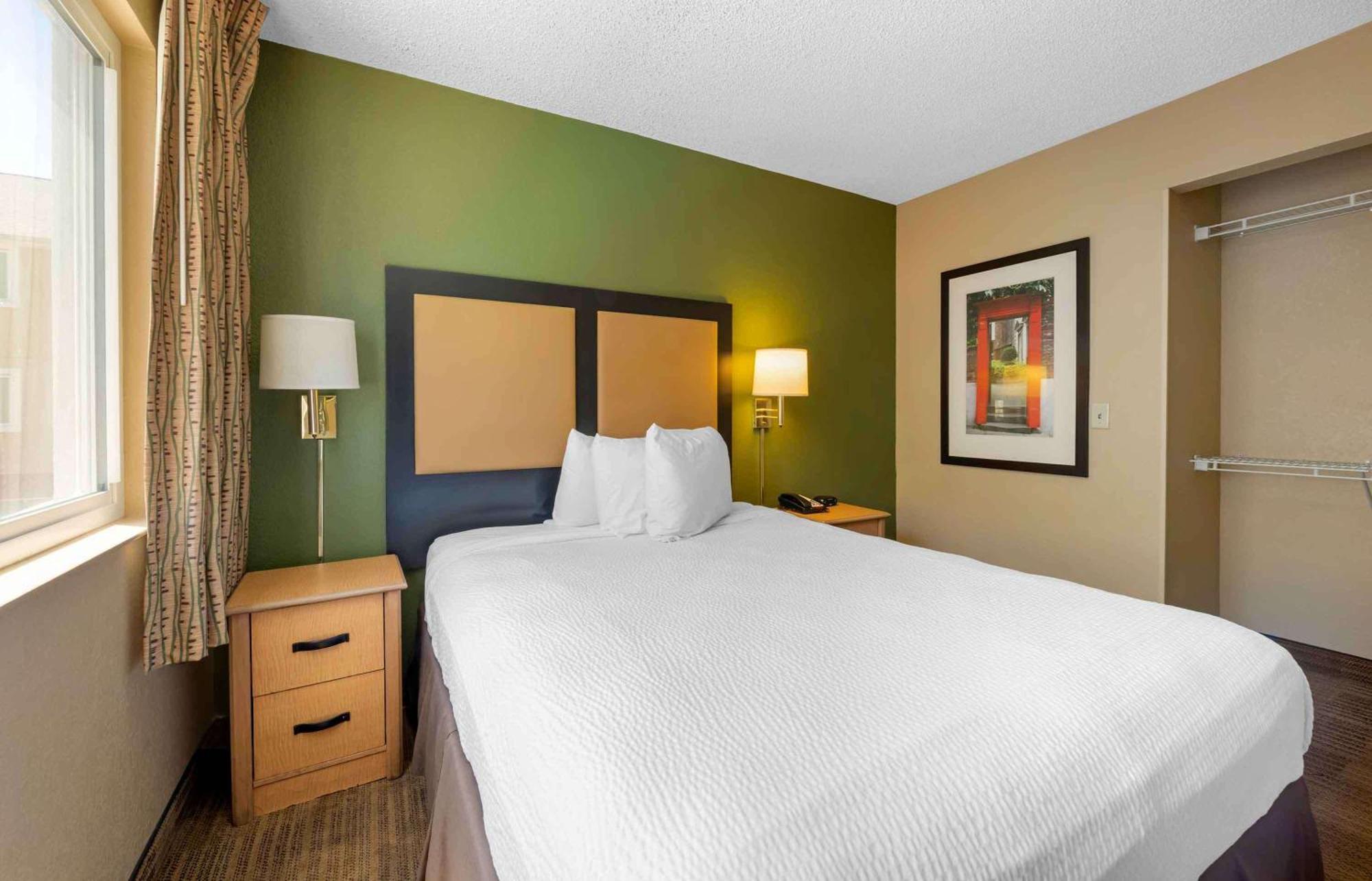 Extended Stay America Select Suites - Jacksonville Salisbury Rd Southpoint Exterior foto